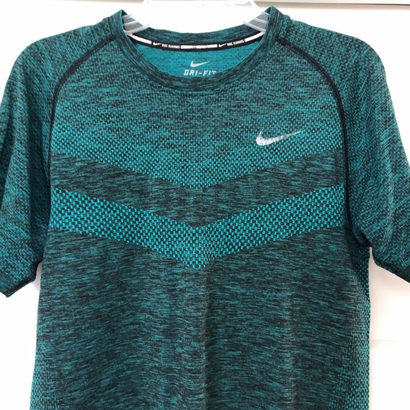 nike run fast live fearless